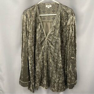 Angel Heart Boutique Heavily Embroidered Gray Velvet Popover Tunic Top Size 3X